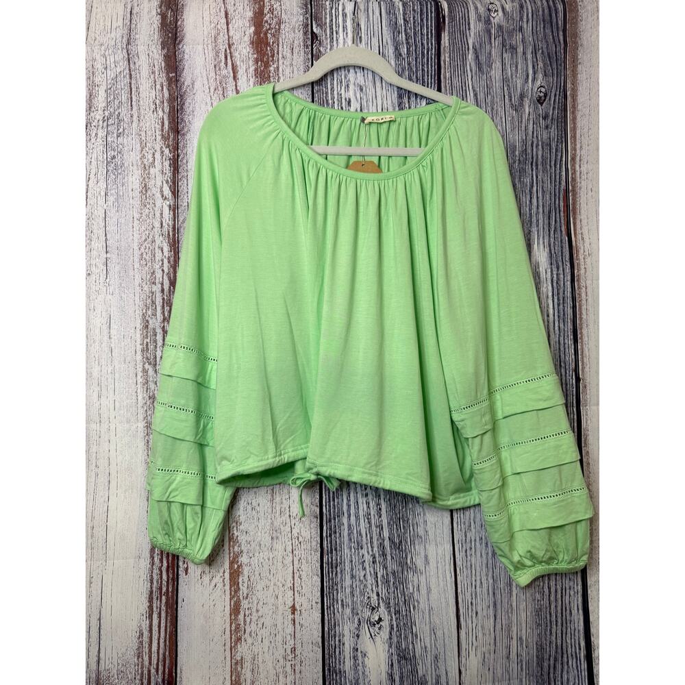 Women's Bright Green Flowy Top By Kori Medium NWT
